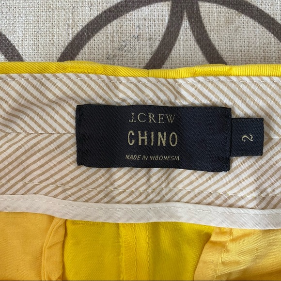 J. Crew Chino Bright Yellow Shorts Size 2 - Picture 3 of 7
